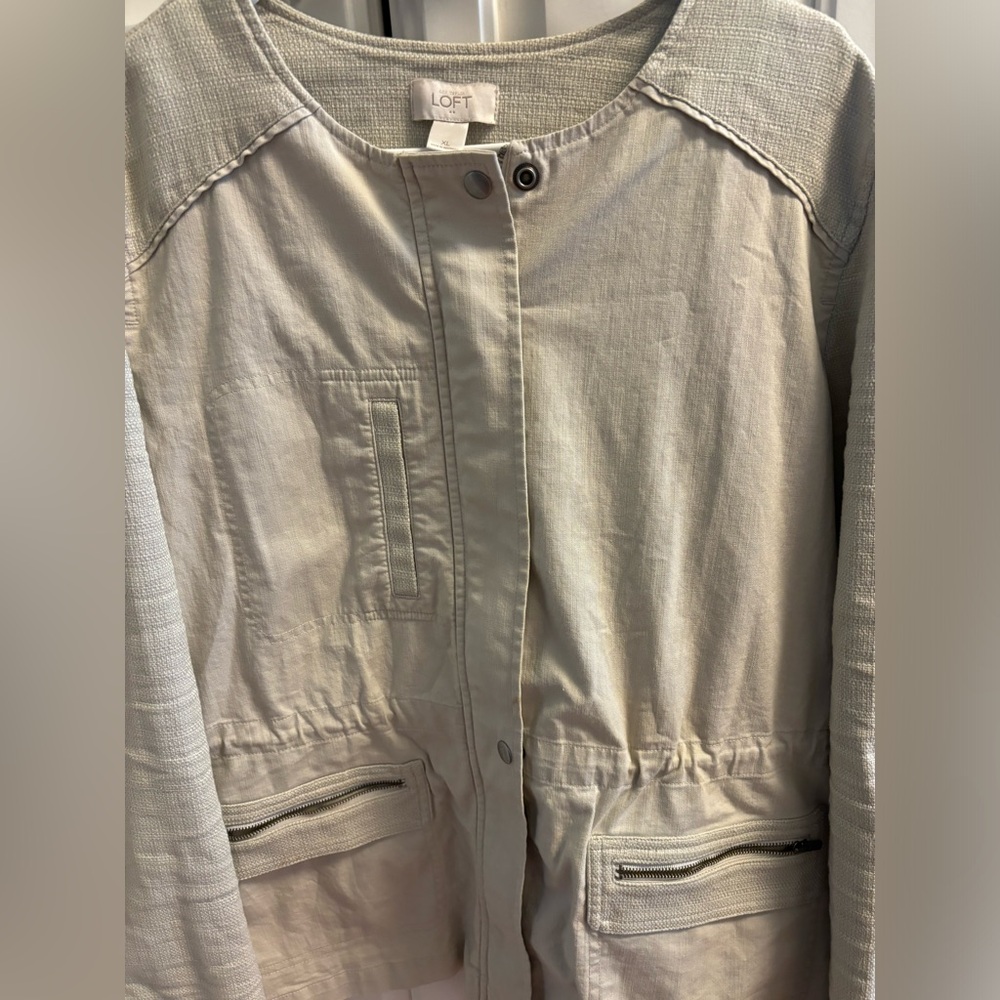 Women’s Loft khaki jacket